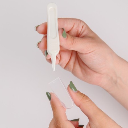 Pinzet for cleaning the nose, childish, with a cap, white color-1