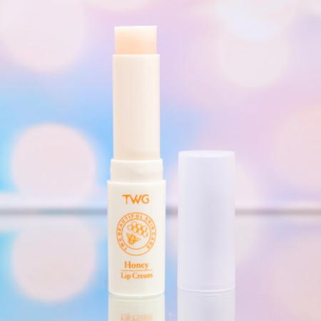 Hygienic lipstick, with honey extract-4