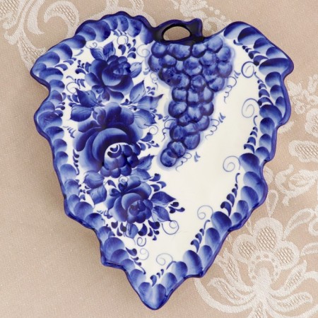 Gine Liszt dish, 22 × 19 × 3.5, Gzhel-1