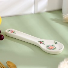 Standing under the spoon 