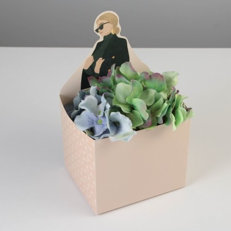 Boxes for mini bouquets "Lady", 12 × 20 × 10 cm-4
