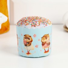 Paper form for cupcake, muffins and kulich 