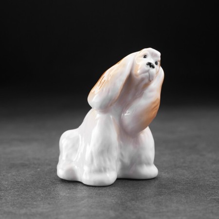 Souvenir "Sitting Coker", 8 x 6 x 8 cm, porcelain-1