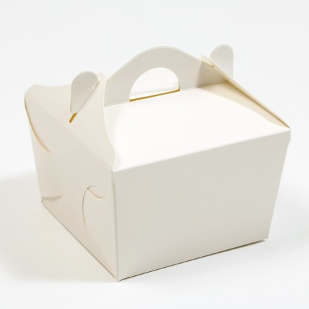 Confectionery packaging under the gento cake, 12 x 12 x 8.5 cm