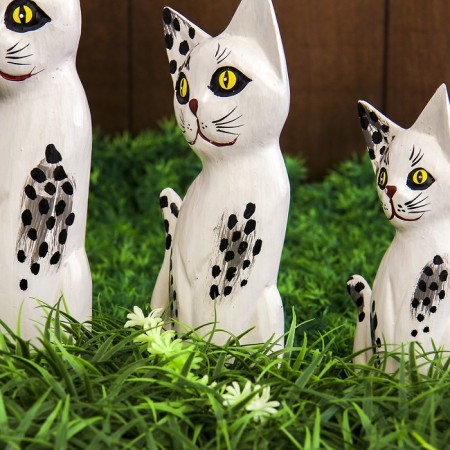 Summarize Souvenir "White Cats" (20,25.30) 20x7x30 cm-4