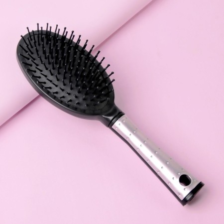 Massage comb, 7 × 24 cm, black/silver color