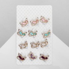 Brooch 