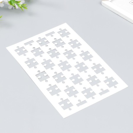 Plastic stencil "Puzzles" 24x16 cm-1