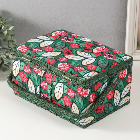 Poansettia on green needlework boxing room 19x26x14.5 cm-4