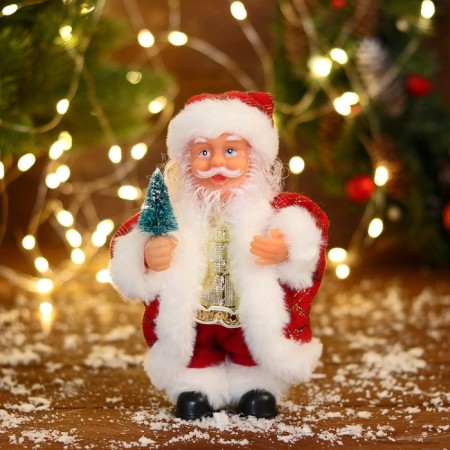 Santa Claus "In a patterned fur coat with a Christmas tree" 19 cm, white-red