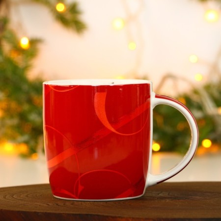 Ceramic set “heat in your hands”: a mug 350 ml, a spoon, red color-3