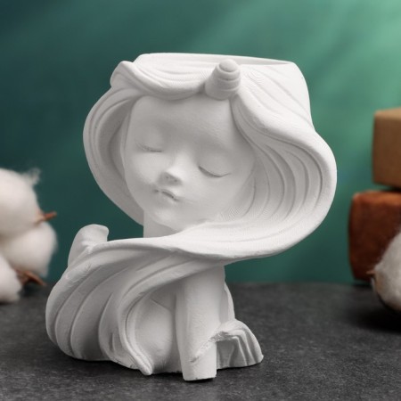 Figure pot "Girl with long hair" 6x8x9cm-1