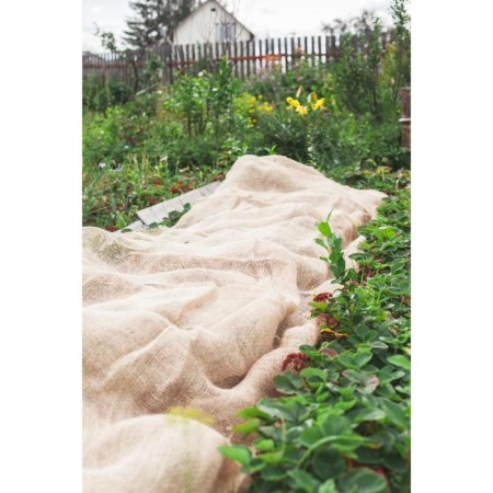 Natural jute, 10 × 1.06 m, density 360 g/m², weaving 69/44-3