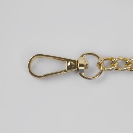 A chain for a bag, with carbines, aluminum, 7 × 10 mm, 120 cm, robbed, gold color-1
