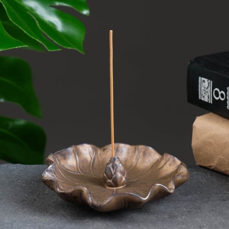 Bowlist stand "Lotos leaf" 11x4cm-1