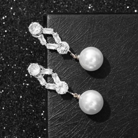 Earrings with pearls “Give tenderness” circle, white color in silver