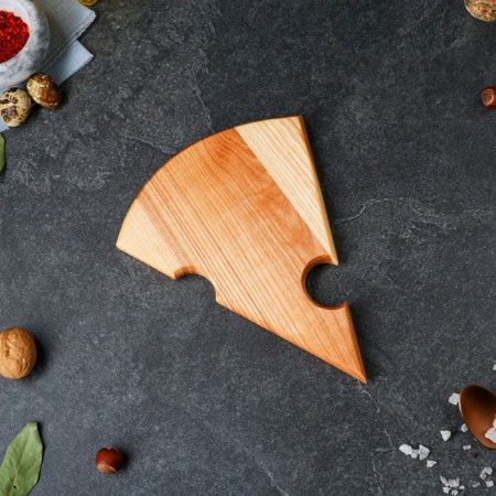 Board for feeding "cheese", 25x20 cm, array of ash-1