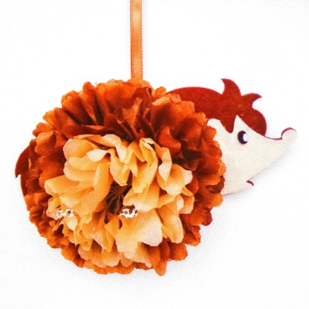 Set for creating a pendant made of felt and paper "Hedgehog"