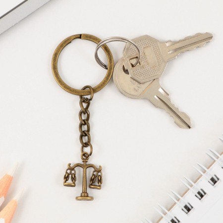 Set of coin and keychain "Reliable Lawyer", 8 x 14 cm-2