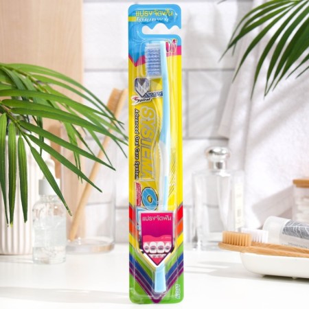 Lion System Medium Head toothbrush with V-shaped bristles