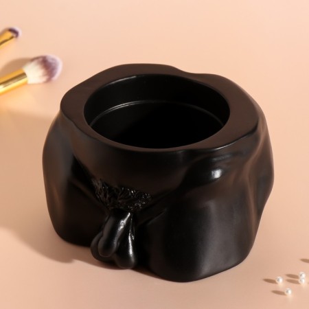 Interior subject "Dignity" height 10 cm, width 17 cm black-4