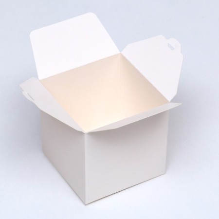 The box is folding, square, white, 8 x 8 x 8 cm,-2