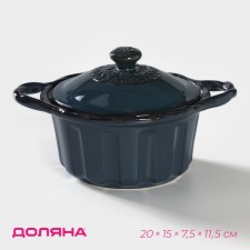 A pot of heat -resistant ceramics for baking the shares 