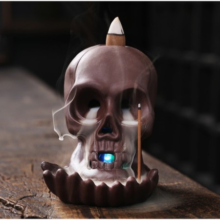 Set of incense on the stand "Skull" 10x8x8cm, with backlighting batteries LR44