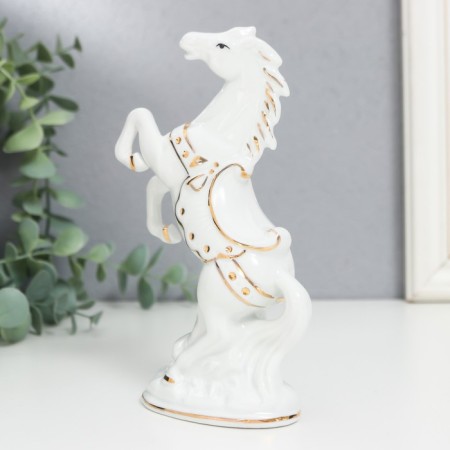 Souvenir Ceramics "Horse on the Highs" White with gold, 16x9x4.8 cm-2
