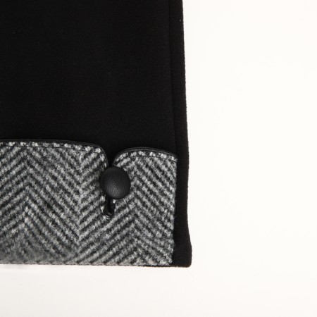 Gloves are female, dimensionless, without insulation, black color-3