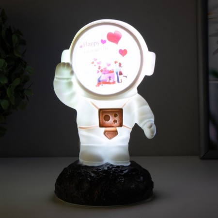 Night Cosmonaut LED USB mix 7.5x7.5x17.5 cm Risalux-10