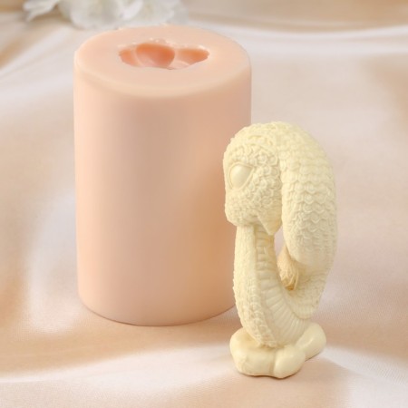 Silicone Mold "Snake" 5x5x9.5 cm-3