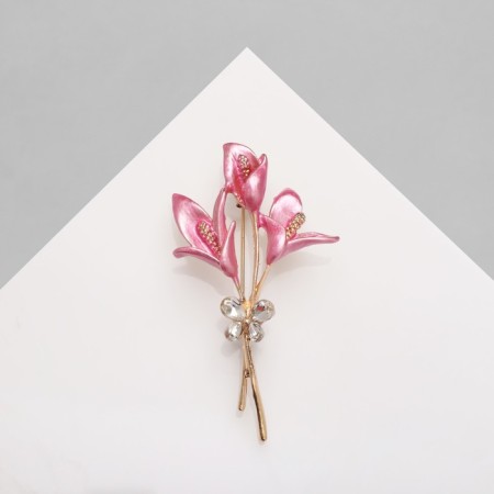 Brooch "Flowers" trio lilies, the color is pink-white in gold