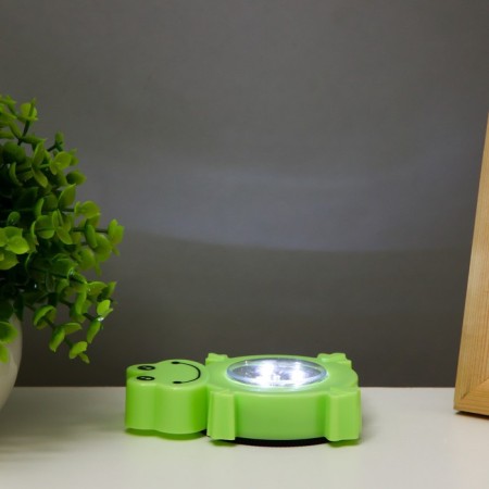 Night Pushlite "Frog" 3XLED 3AAA green 7x2x9cm Risalux-4