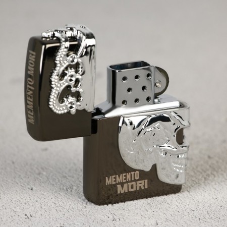 Lighter gasoline "King", 5.5 x 3.8 cm.-3
