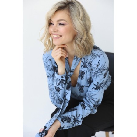 Women's blouse with a bandage tie, size 54-4