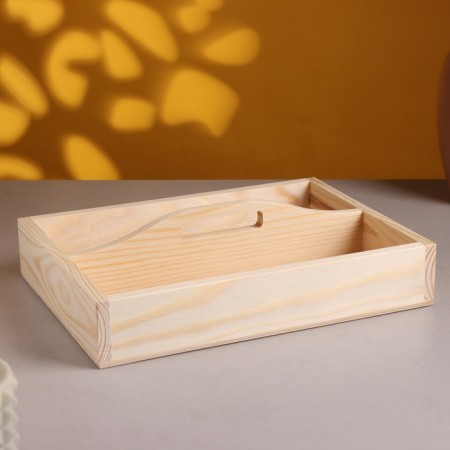 Kashpo is wooden, with a curly handle 275*200*50. Height on the handle is 70mm.