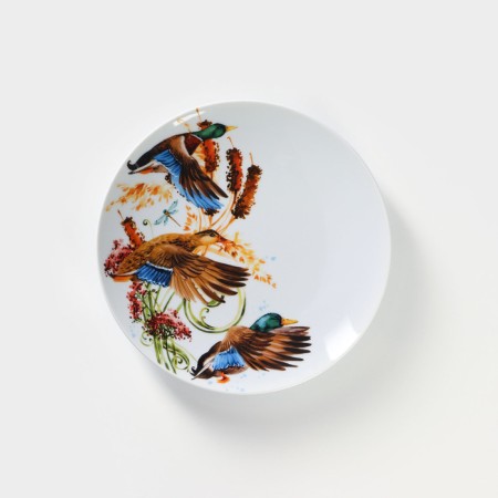 Porcelain plate "Hunting season", D = 24 cm, MIX drawing-1