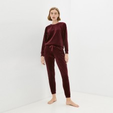Women's suit 