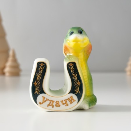Souvenir ceramics "Green cobra with horseshoe - good luck" 4.5x7x8 cm