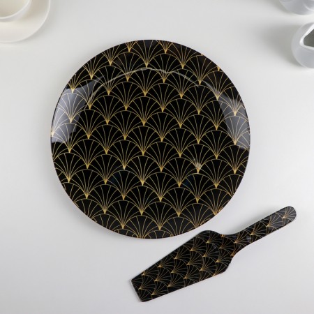 Glass cake with a shoulder blade “Golden Pen”, D = 30 cm, shoulder blade 26.5 × 7 cm, black color is black