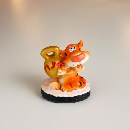 Souvenir Polystone "Red Tigrick Cook/Musician" MIX 6x4x6 cm-1