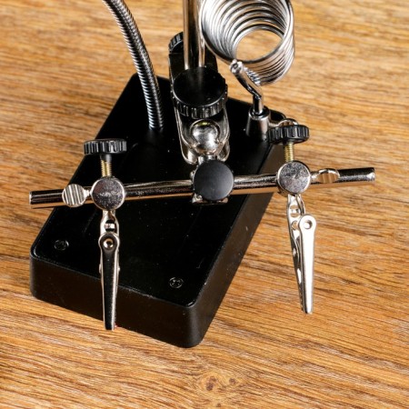 The third hand for soldering 10x, 7.5x, 2.5x, 18*16*16.5-1