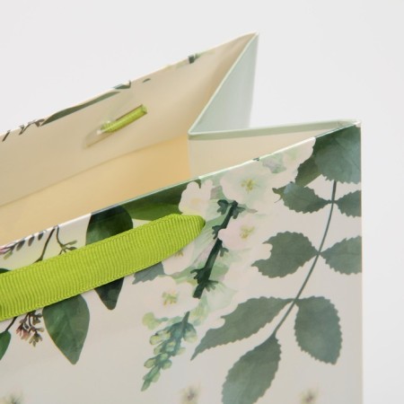 Gift package laminated, packaging, “enjoy the moment”, rainbow holography, ms 18 x 23 x 10 cm-4