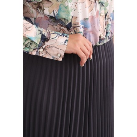Women's dress, size 54-13