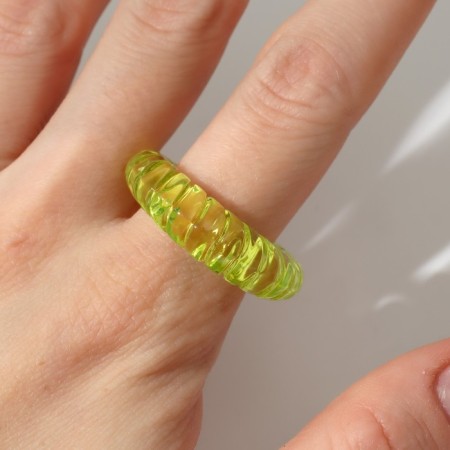 Ring plastic "Spring", green color, 17 size-1