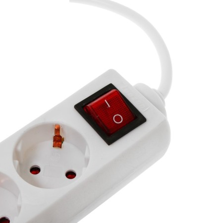 Extension cord Luazon Lighting, 4 sockets, 3m, 6a, 1300 W, PVS 3x0.75 mm2, with salary, with off., B-2