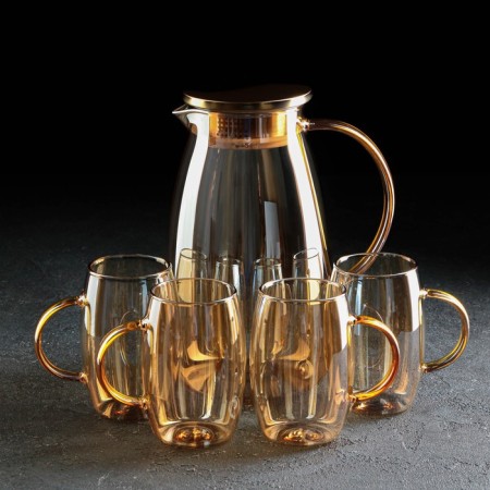 Magistro Golden Glass Set for Drinks, 5 objects: Bench 1.8 liters, 4 circles 300 ml, Golden color