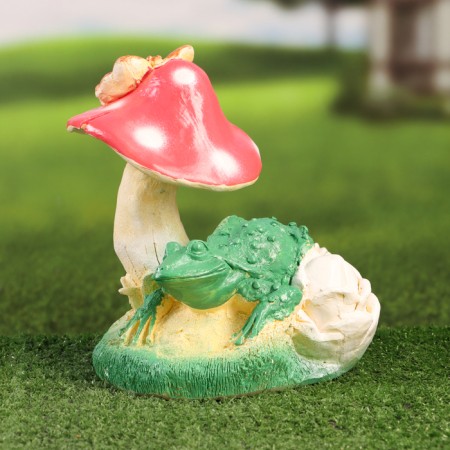 Garden figure "Frog on the mushroom" 21x18x20cm-1