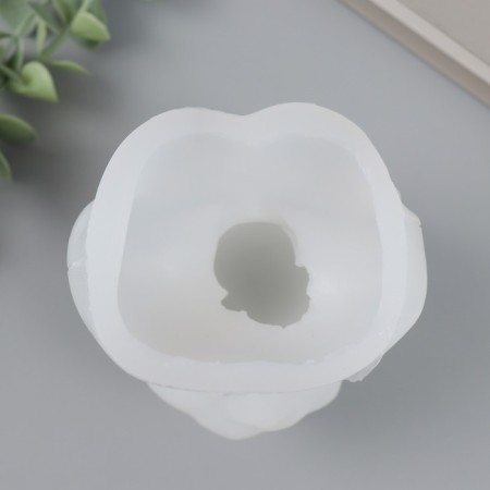 Молд силикон "Девушка с цветами на глазах" 10х8х6 см-3